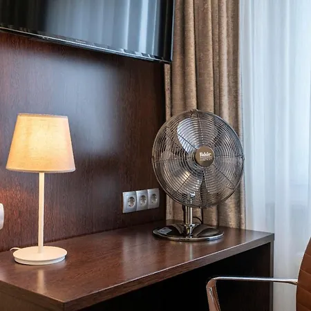 ホテル Np Koenigshof *